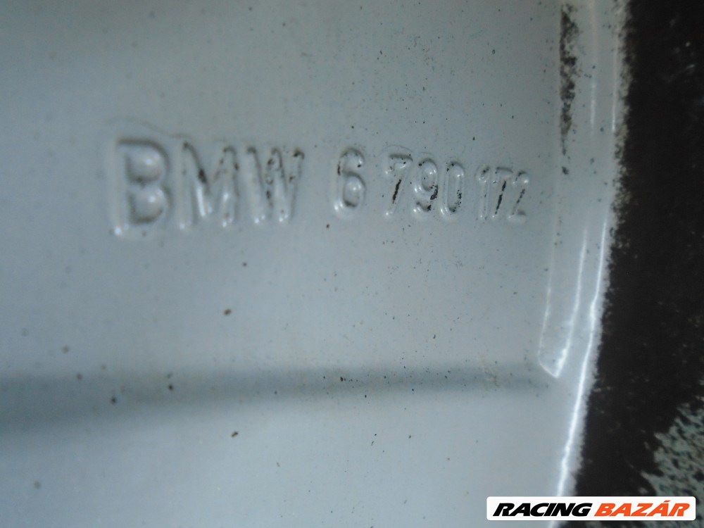 [GYÁRI HASZNÁLTG BMW -  Alufelni szett téli gumival 17&quot; Sternspeiche 327 - Pirelli Sottozero 3- 225/55R17  ár/db! 5. kép